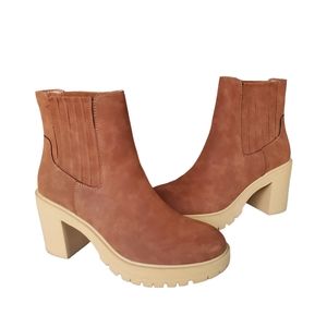 Platform chunky blocked heel lugged sole ankle boots